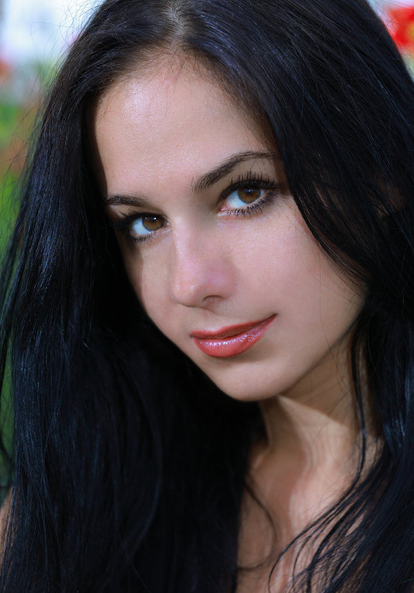Анна, 18
